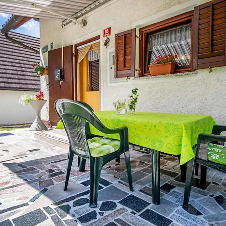 Hébergement de vacances Beautiful In W/ 3 Bedrooms *