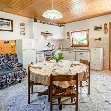 Beautiful In W/ 3 Bedrooms Hébergement de vacances *
