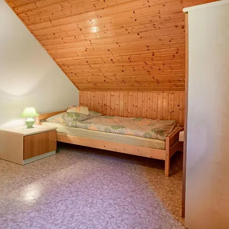 Beautiful In W/ 3 Bedrooms Hébergement de vacances
